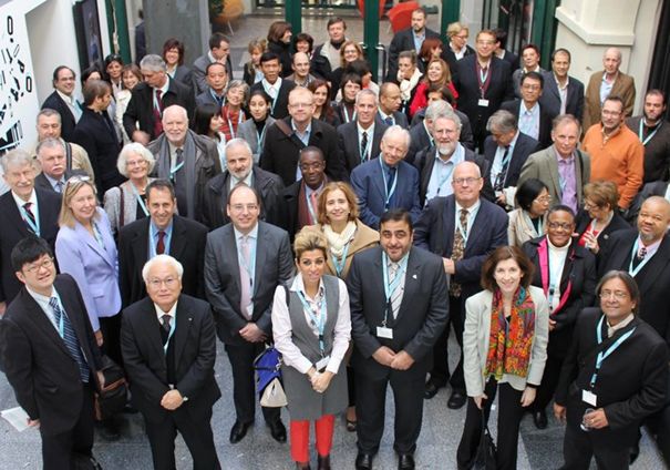 Group picture from the Presidents' Summit 2013 in Lisbon